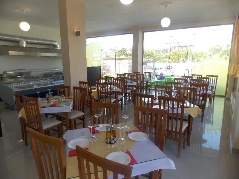 Nova Hotel Ksamil Exterior photo